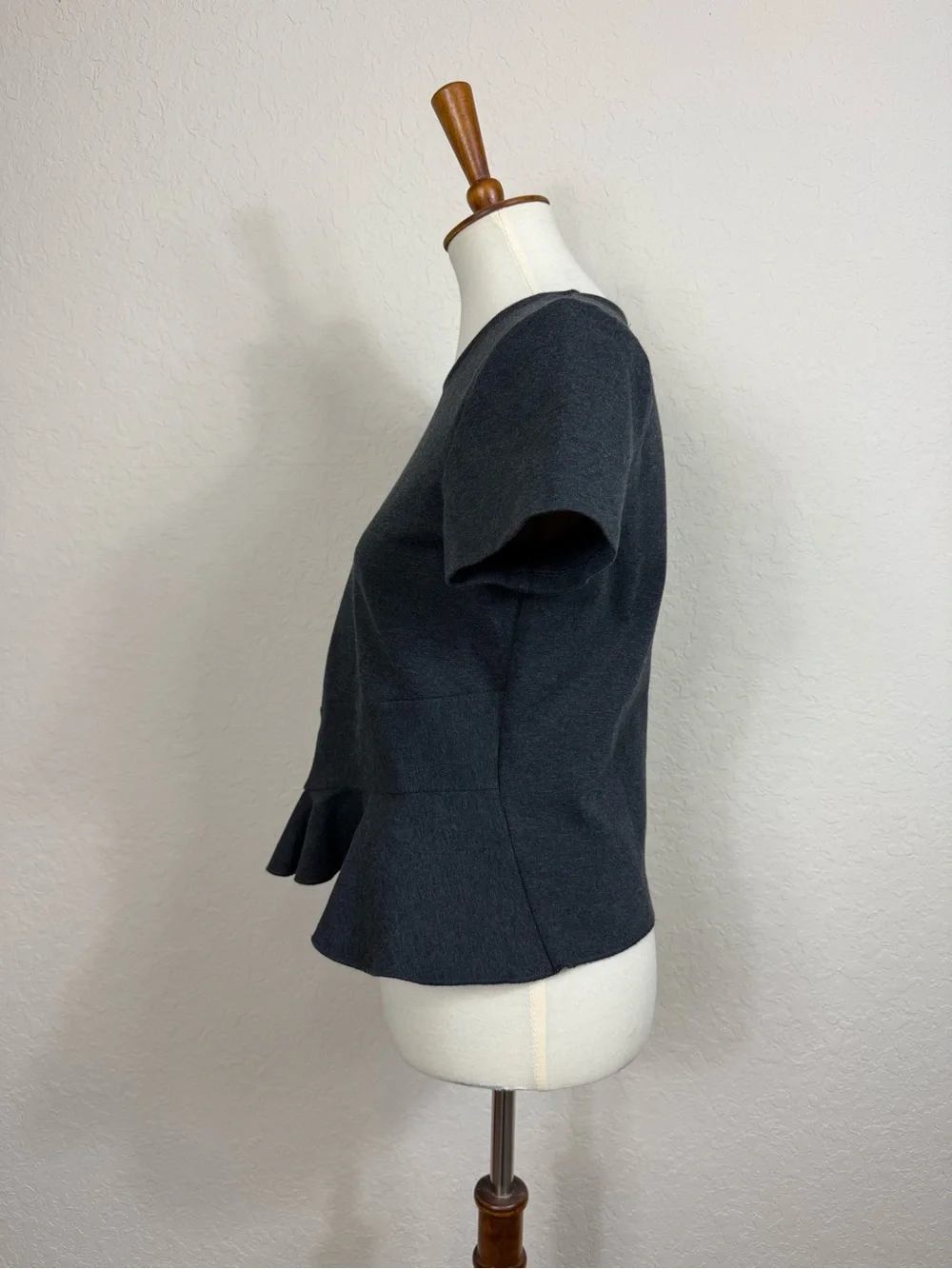 J. Crew Charcoal Grey Peplum Short Sleeve Ruffle Top Pleated Size M